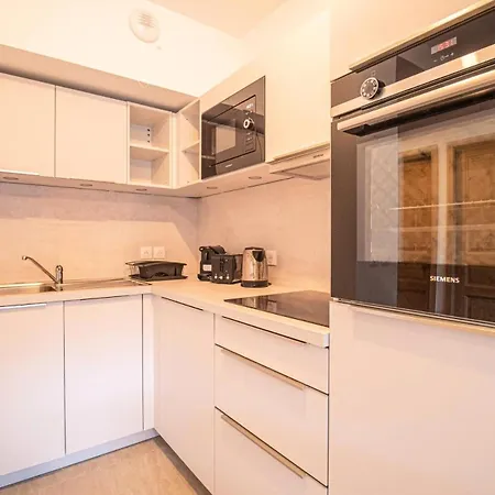 Lumi Batiment B - Lumi B 302 Mae-7011 Apartment *